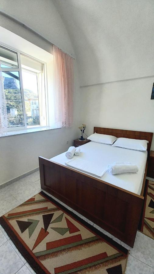 Guesthouse Celo Gjirokastër Exterior foto