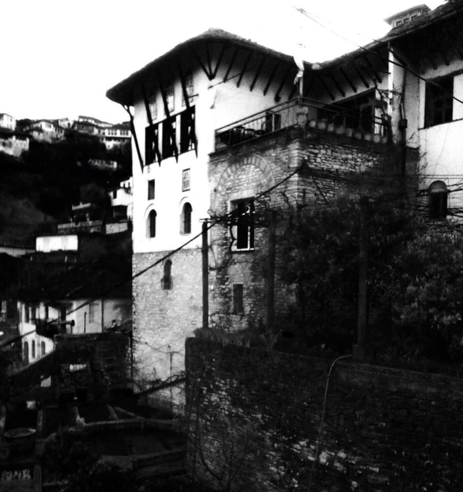 Guesthouse Celo Gjirokastër Exterior foto
